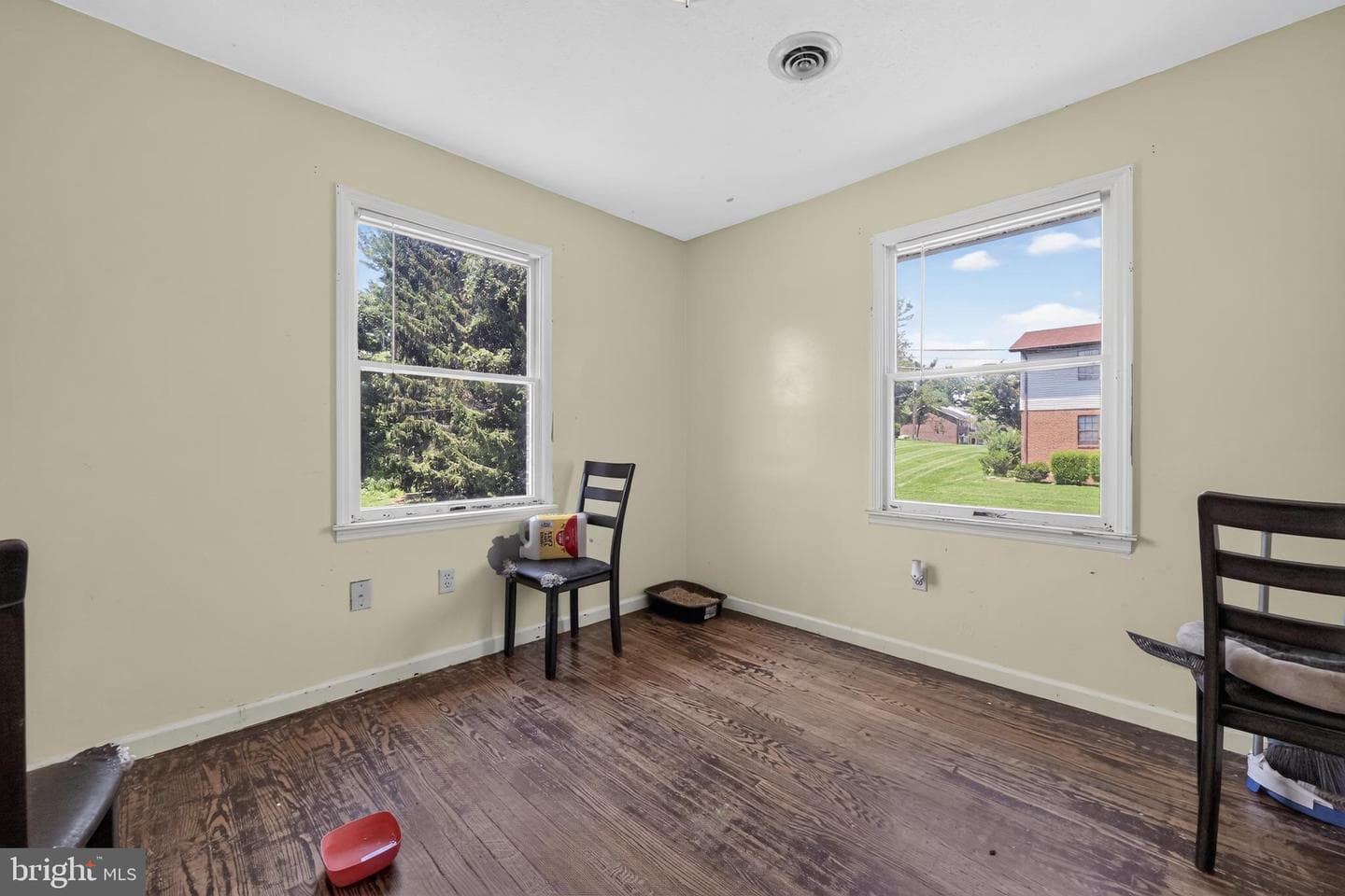 797 Falcon Drive NE photo 23
