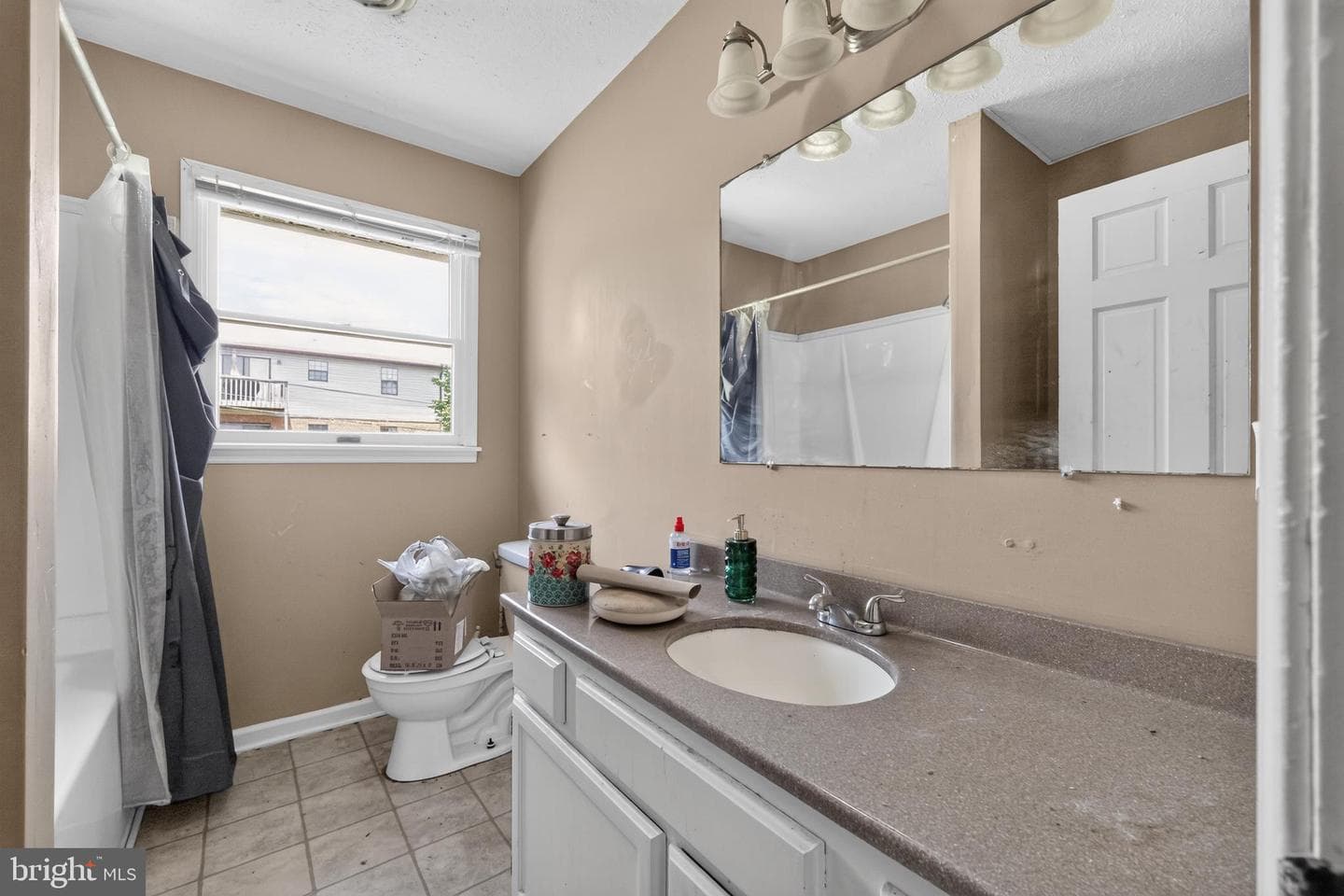 797 Falcon Drive NE photo 27