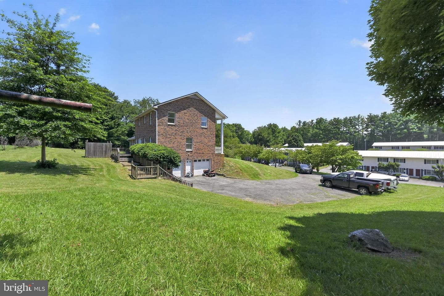 797 Falcon Drive NE photo 7