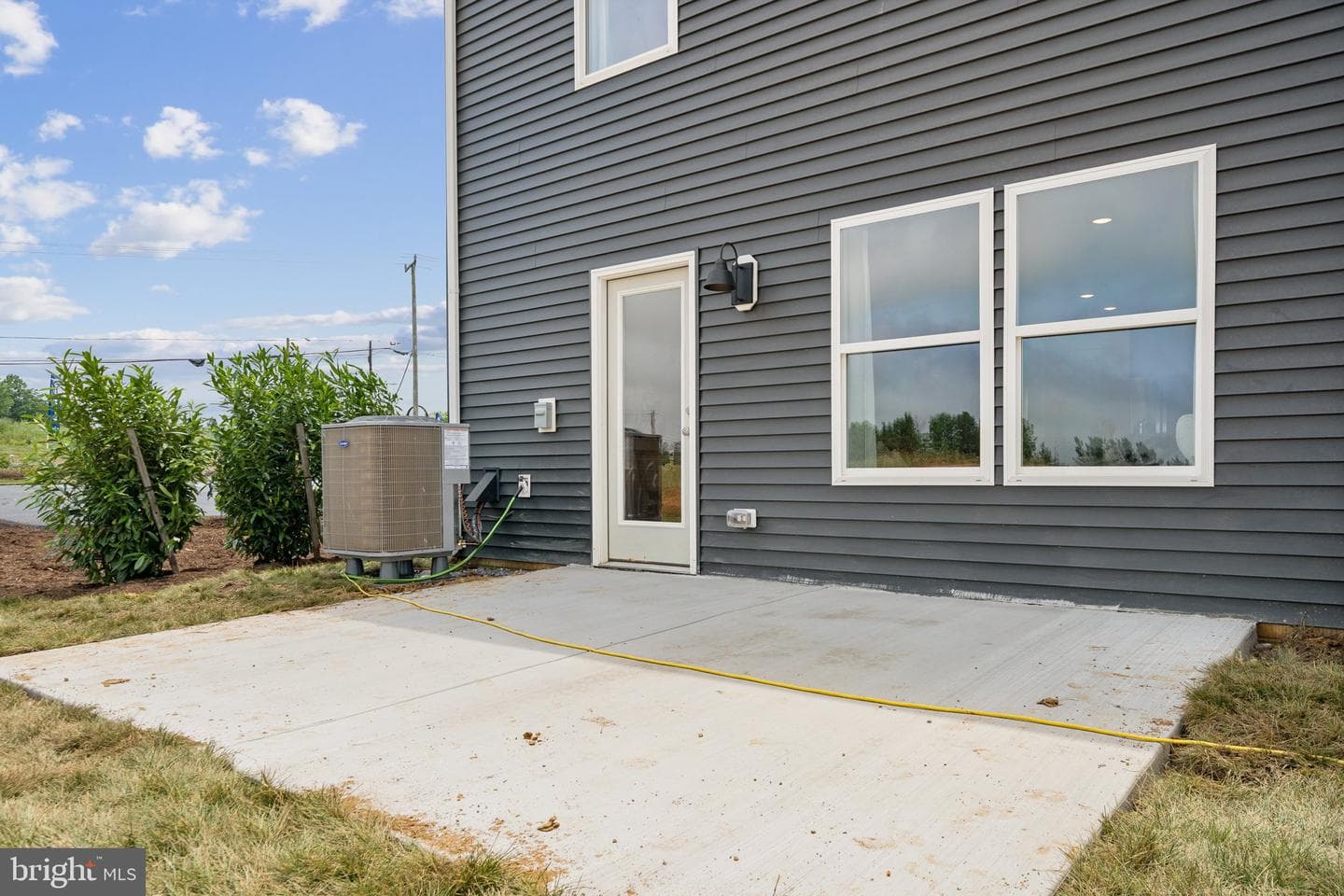 233 Camden Drive photo 33