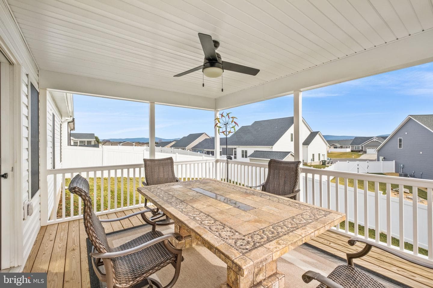 142 Lindburgh Drive photo 3