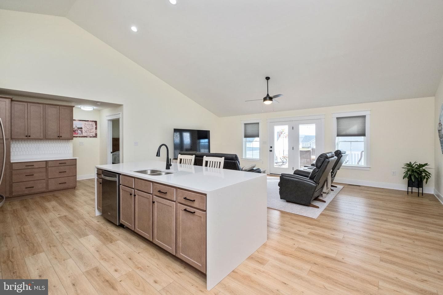 142 Lindburgh Drive photo 7