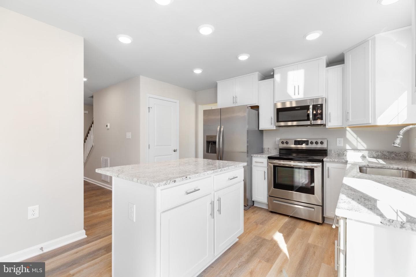130 Mt Vernon Drive photo 7