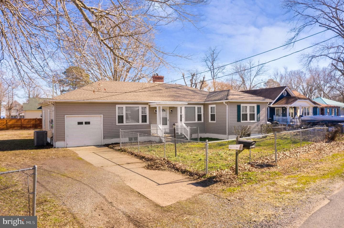 518 Bancroft Avenue photo 3