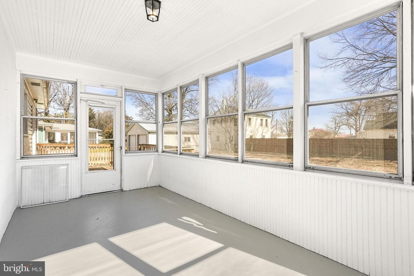 518 Bancroft Avenue photo 31