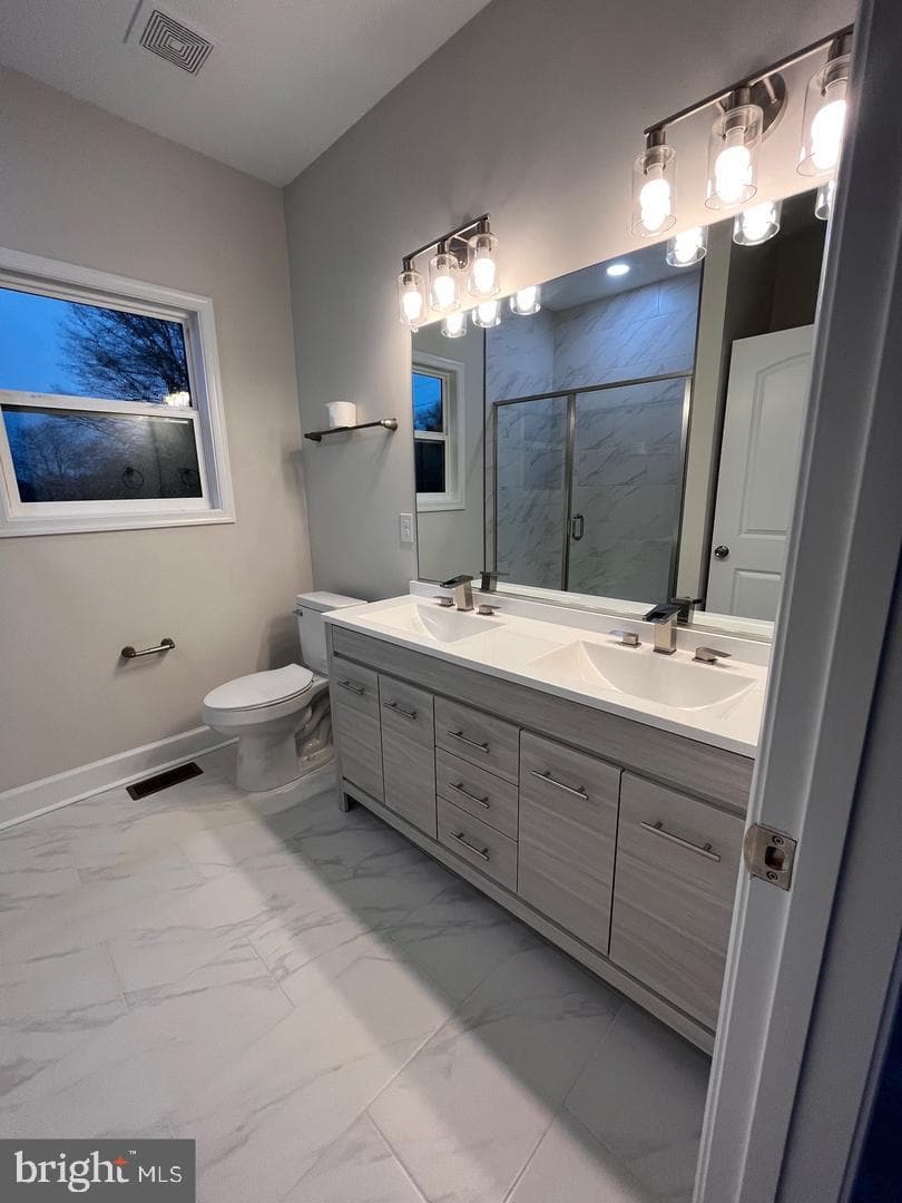 333 Azure Drive photo 14