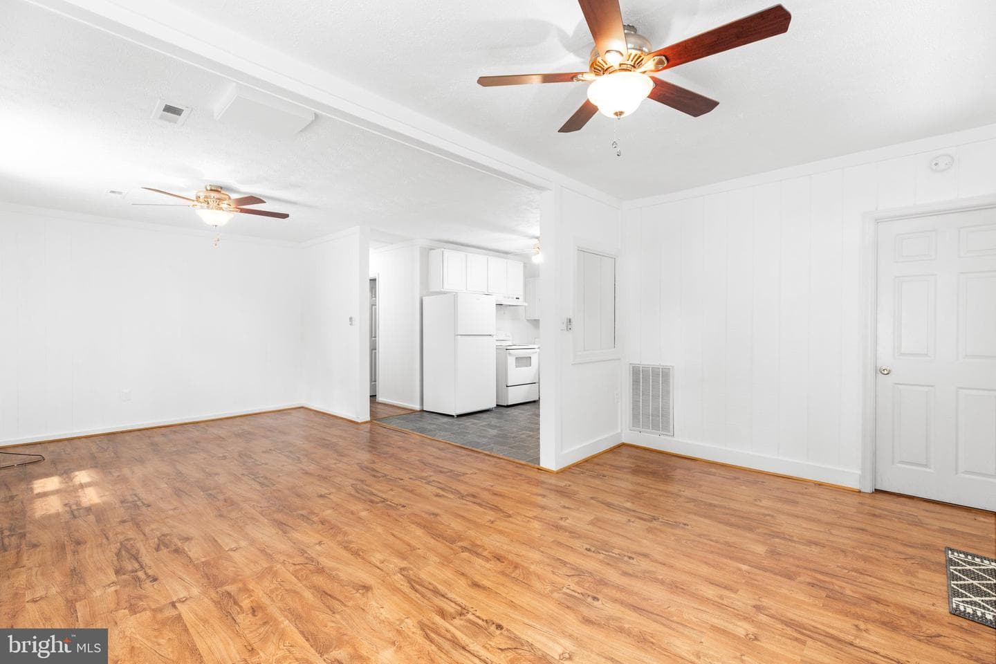 378 Latane Drive photo 3