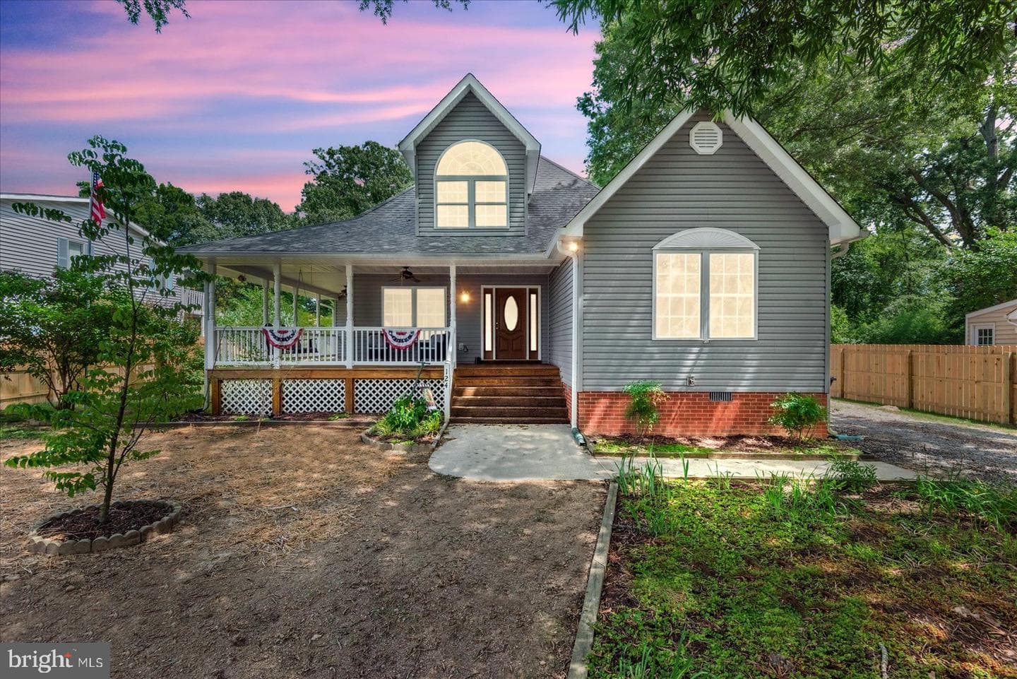 124 Cedar Avenue photo 1