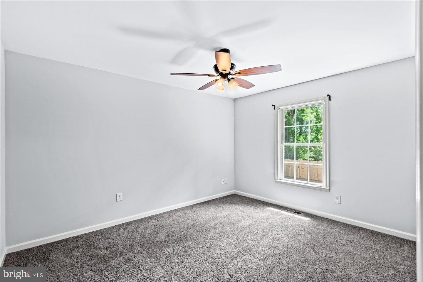124 Cedar Avenue photo 19