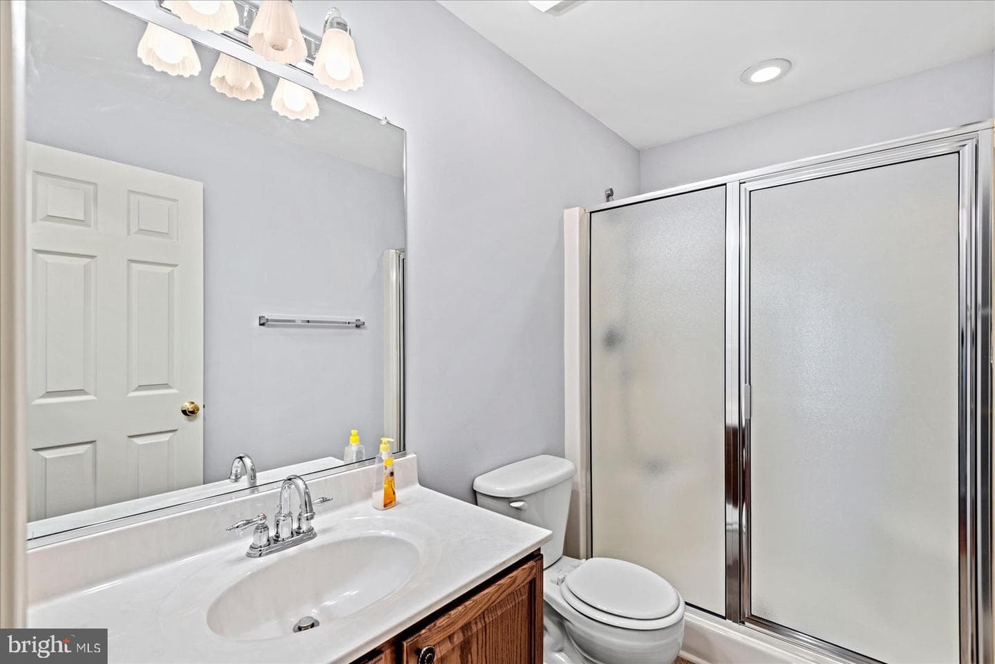 124 Cedar Avenue photo 21