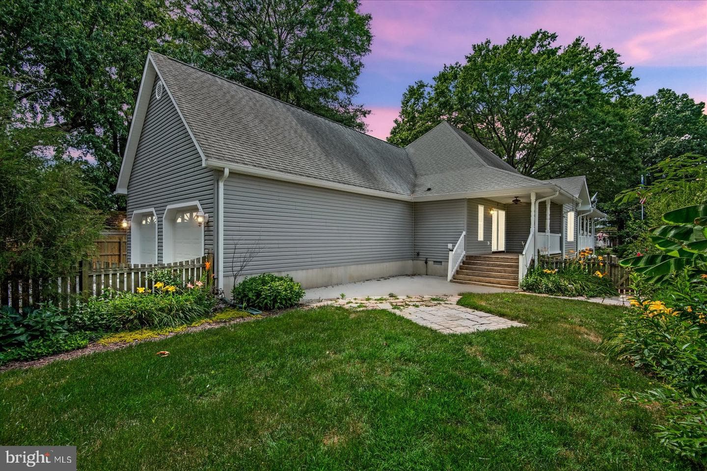 124 Cedar Avenue photo 25