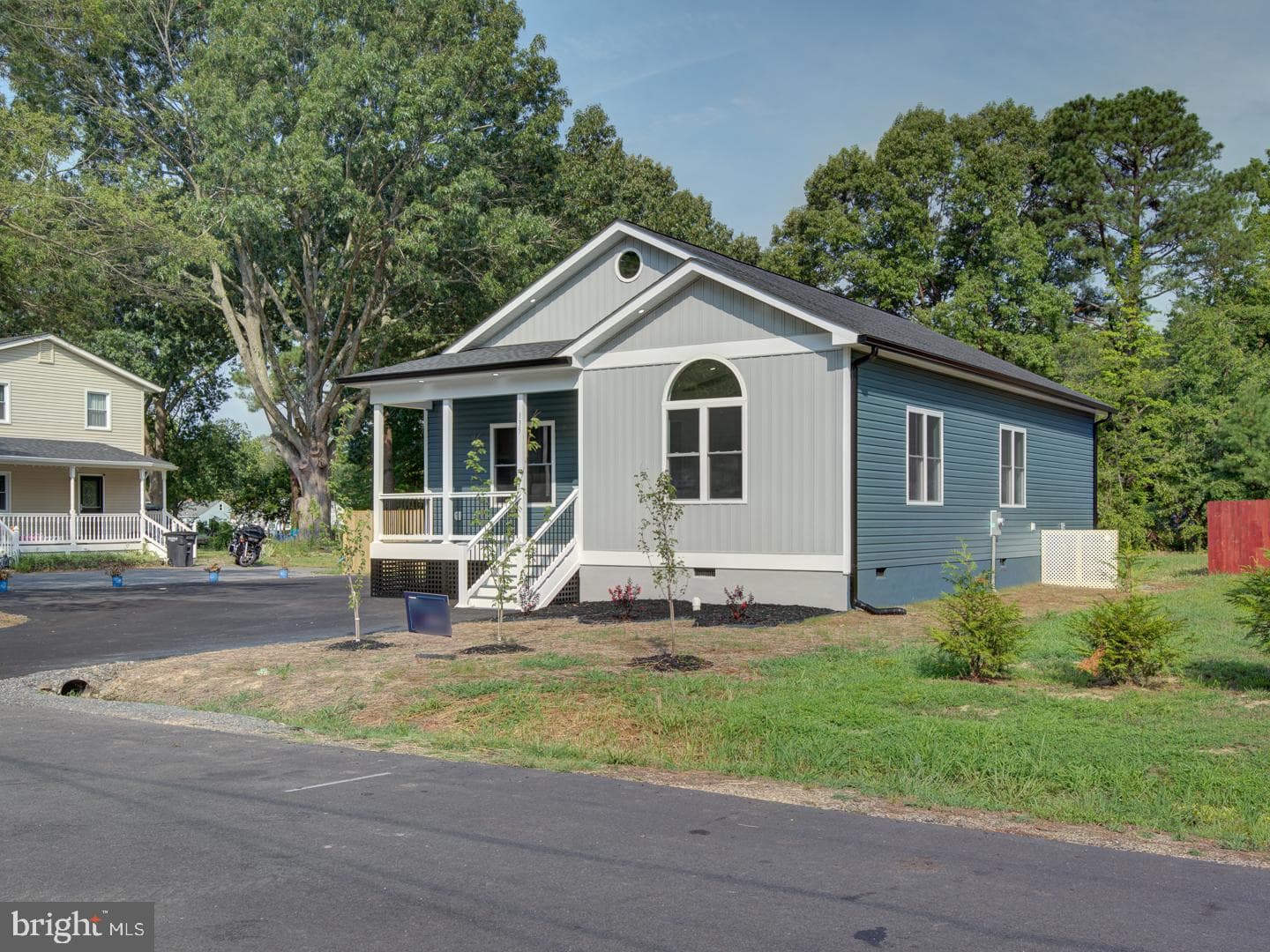 135 Locust Avenue photo 35