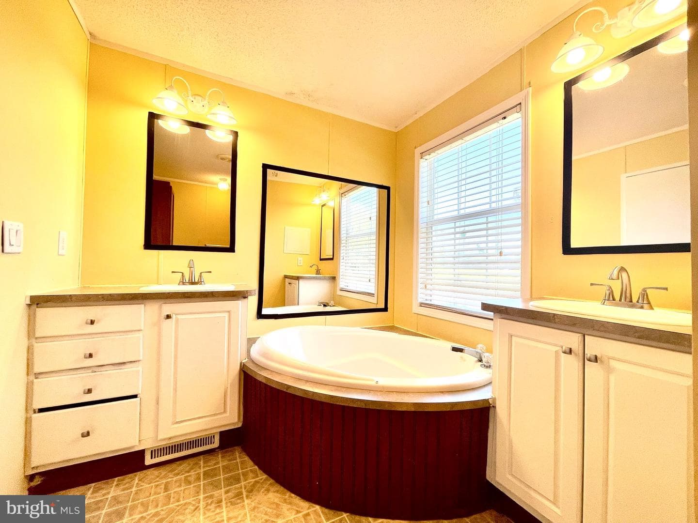 47 Noriam Way photo 9