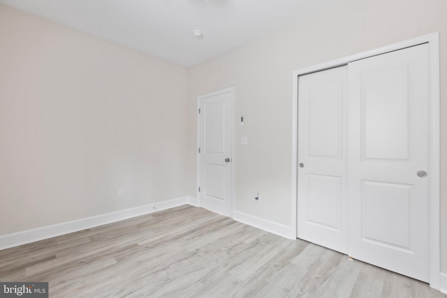 450 Lakeview Drive photo 32