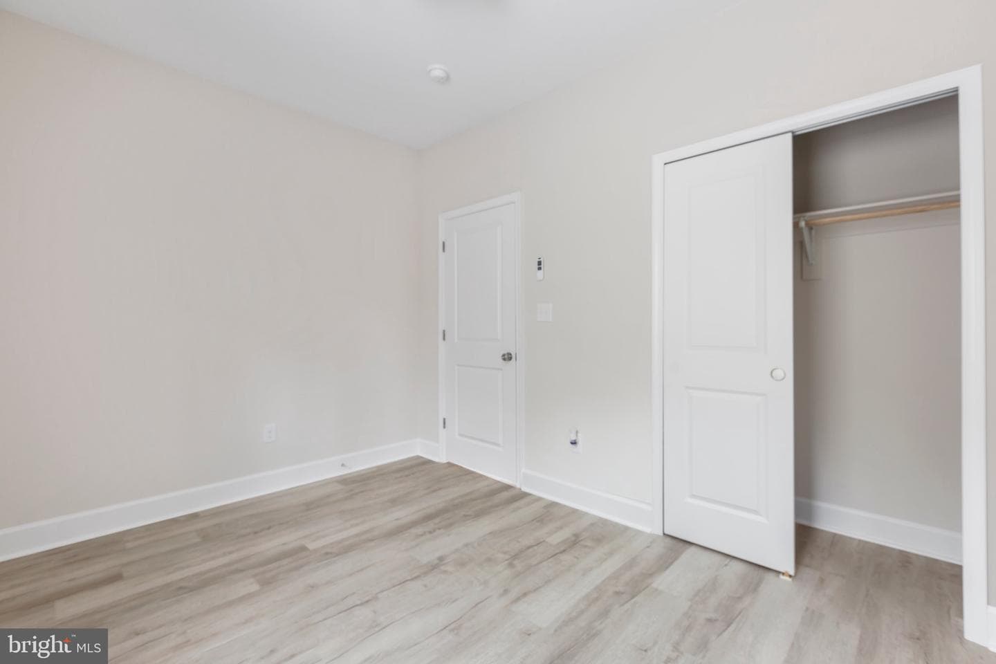 450 Lakeview Drive photo 33