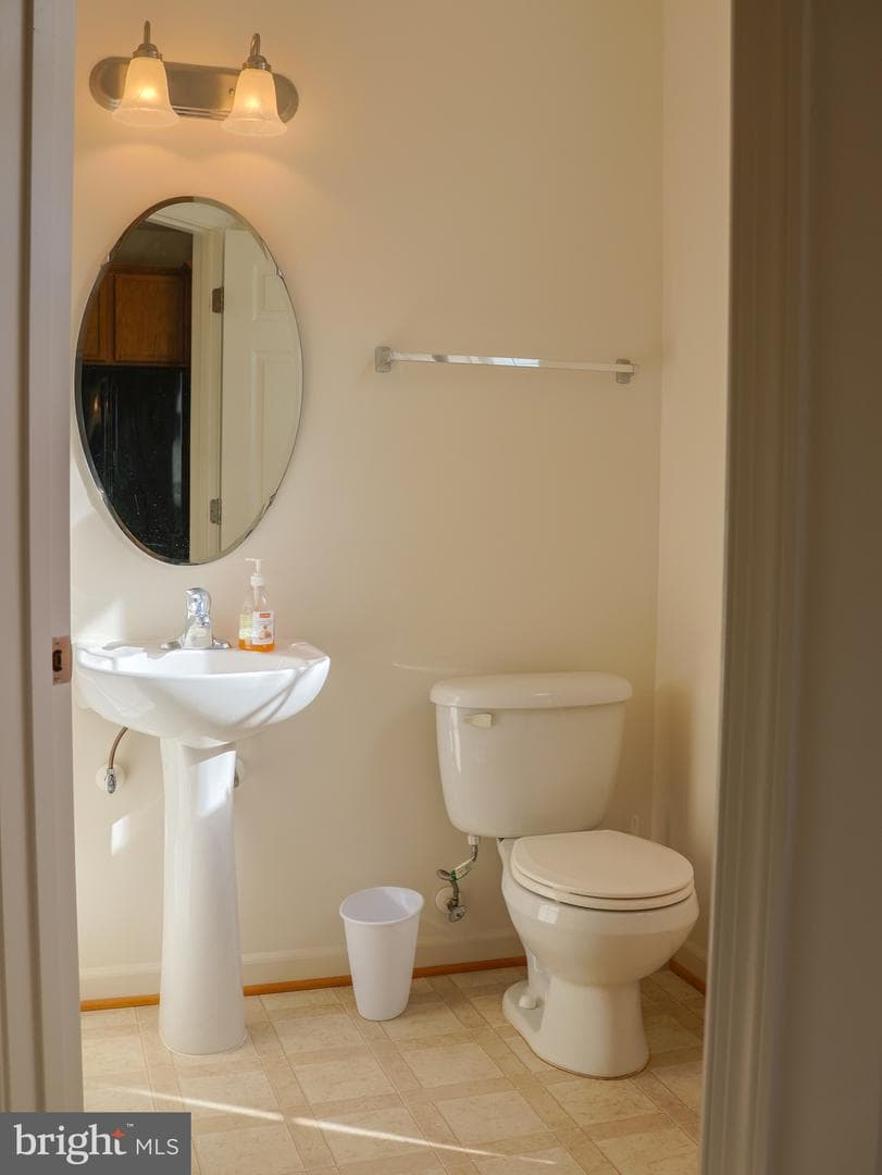 407 Monroe Point photo 14