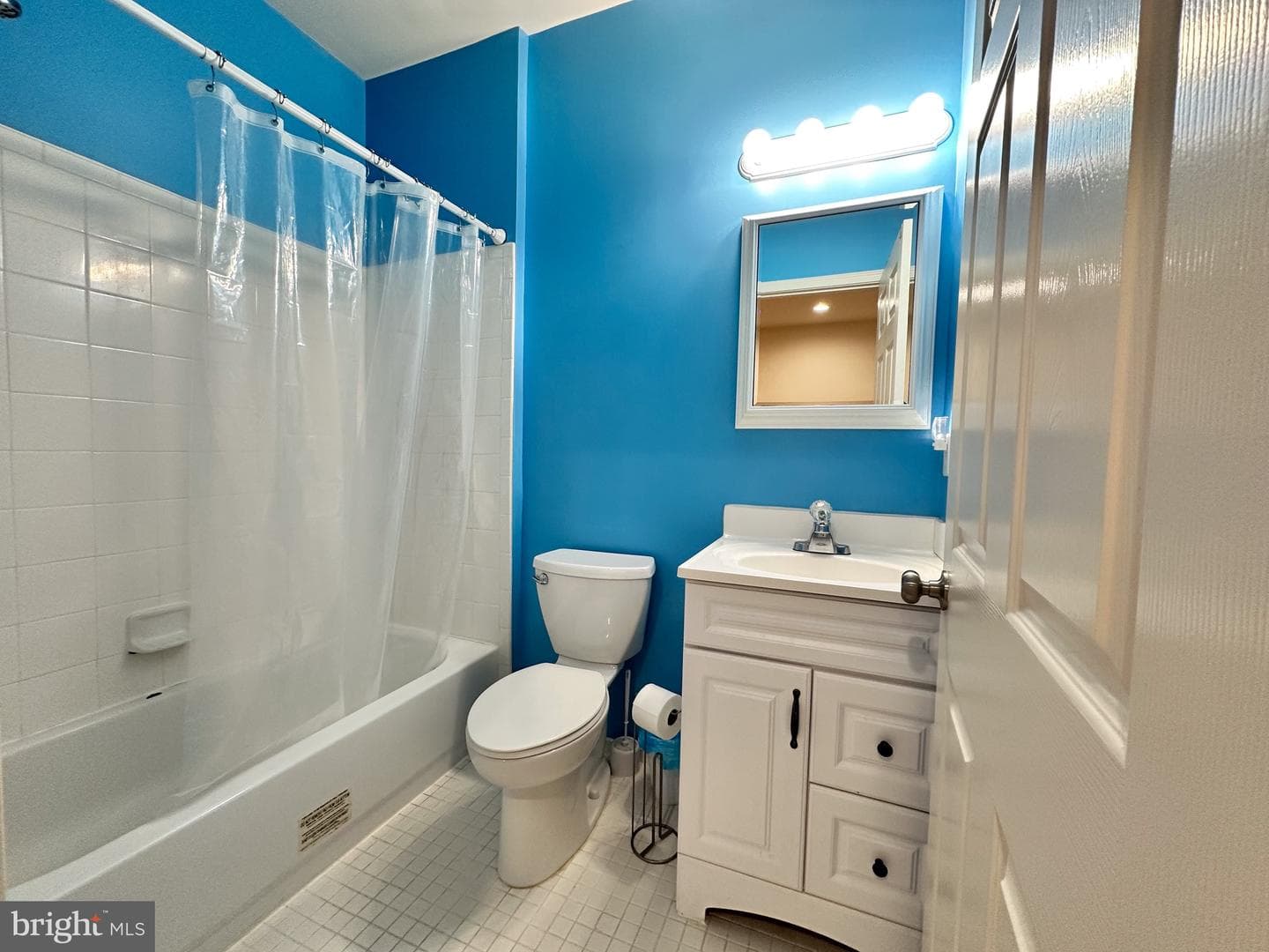 407 Monroe Point photo 29