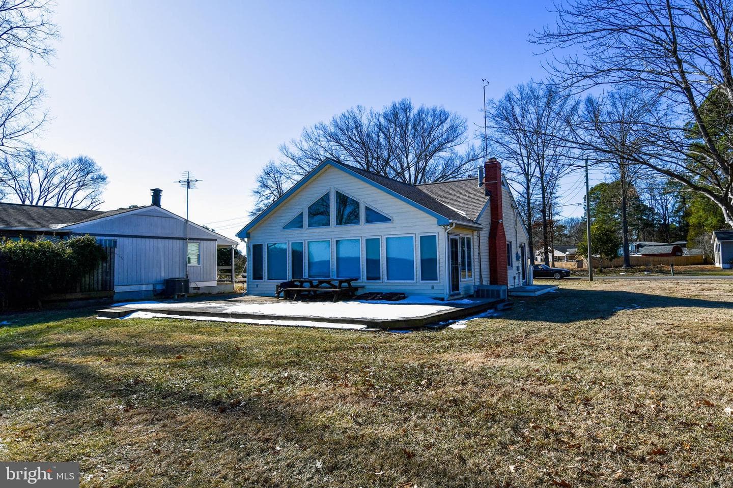 254 Shore Drive photo 4