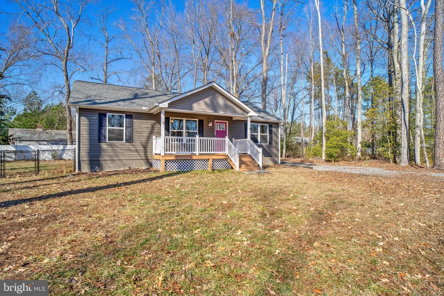 13 Heritage Lane photo 32
