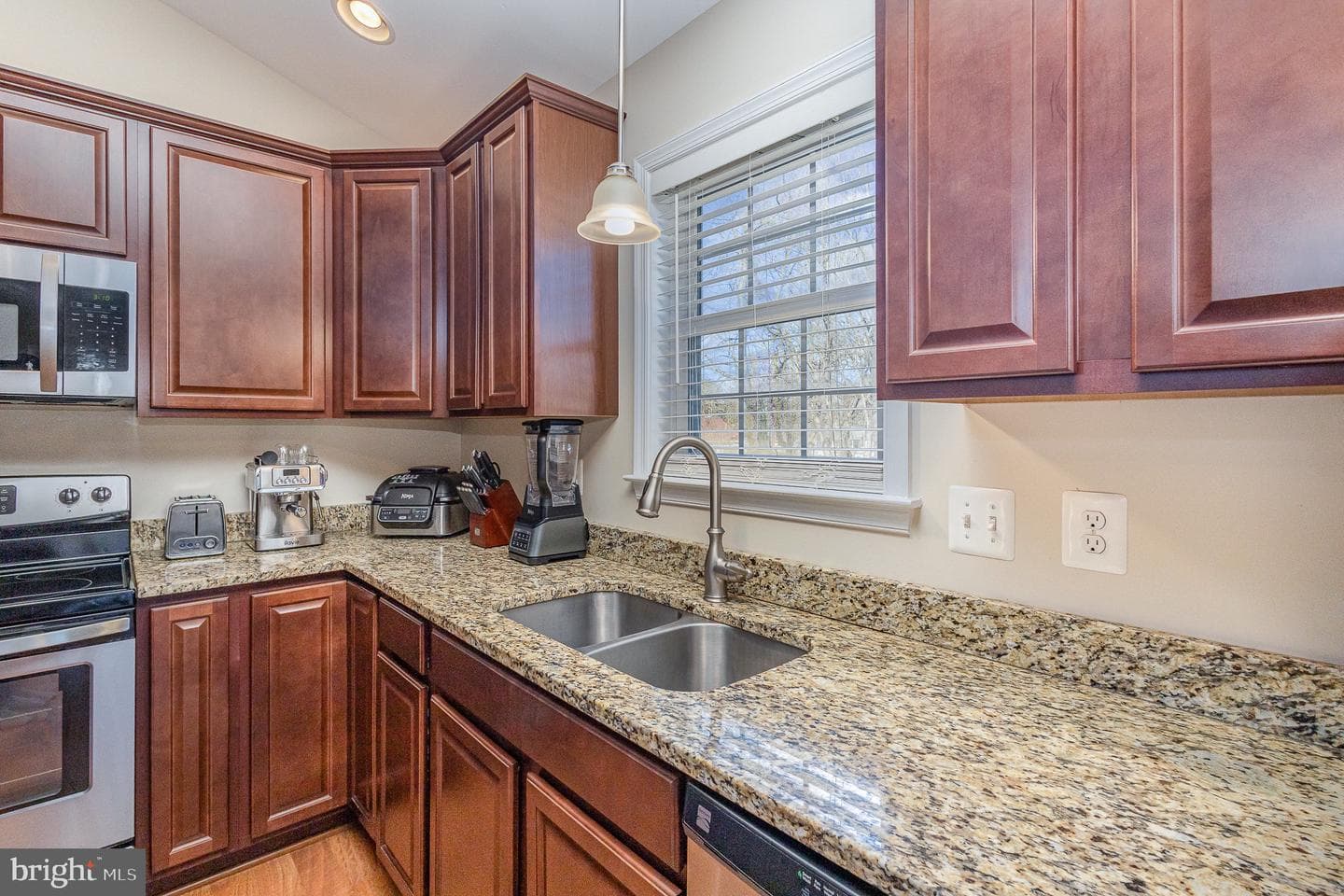 109 Lakeview Drive photo 7