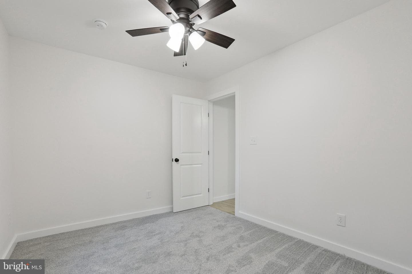 53 Artisan Drive photo 33