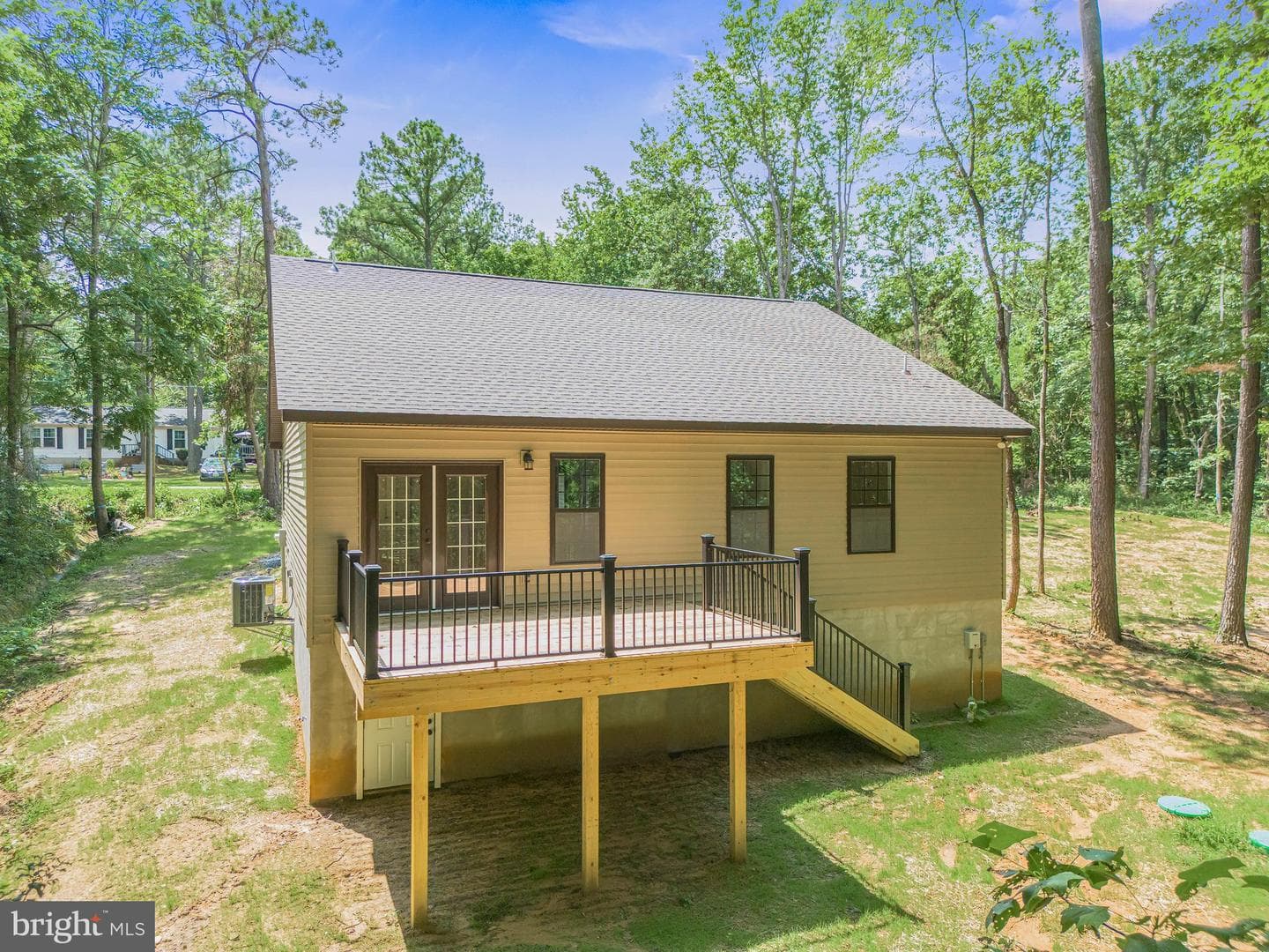 53 Artisan Drive photo 38