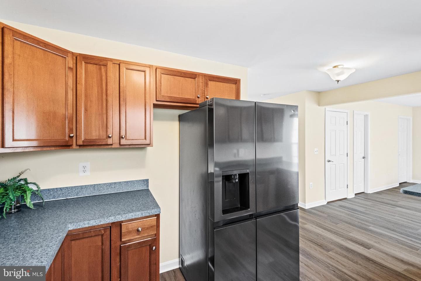 198 Federalist Way photo 11