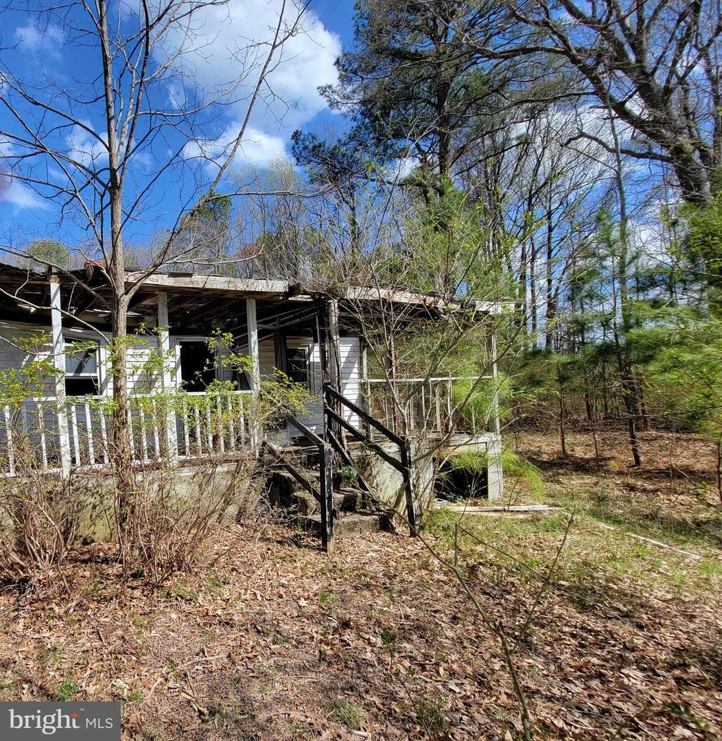 922 Skipjack Road photo 3