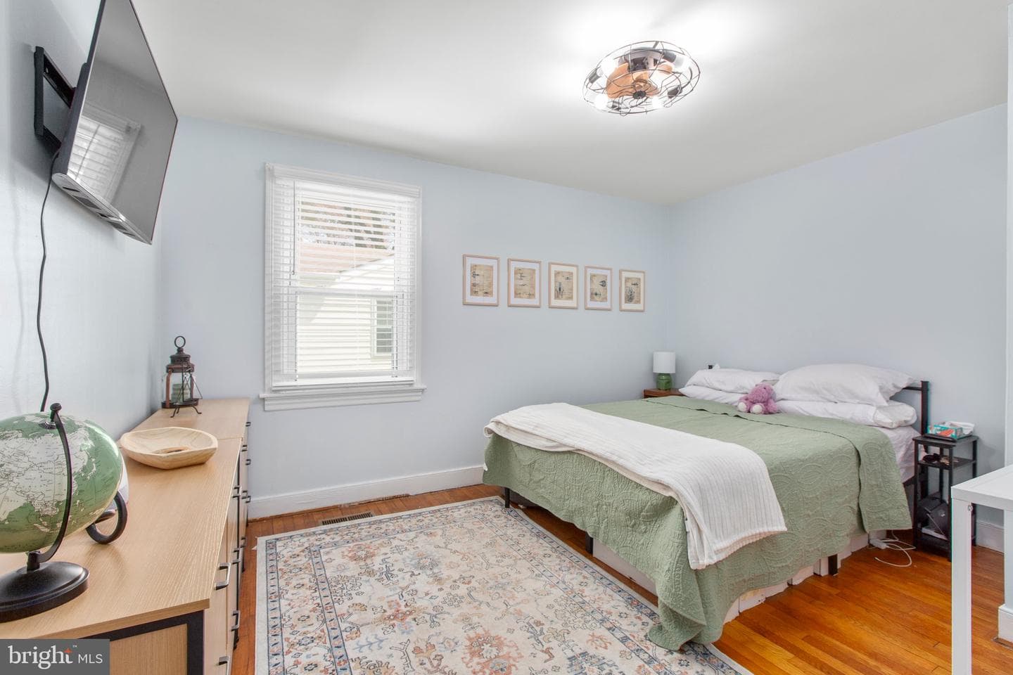 216 Locust Avenue photo 18
