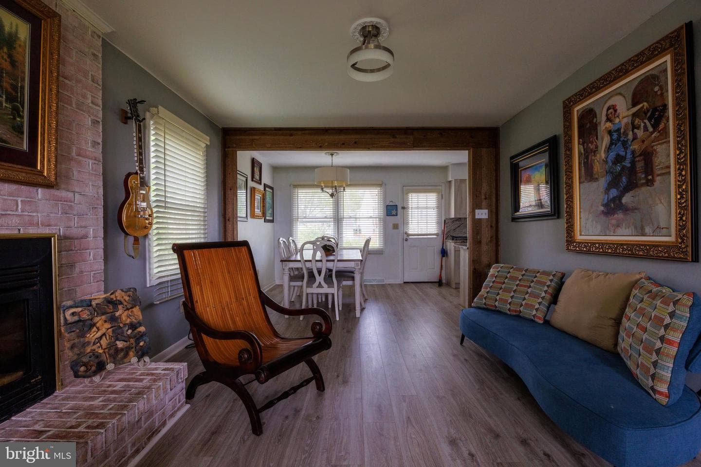 1519 Irving Avenue photo 22