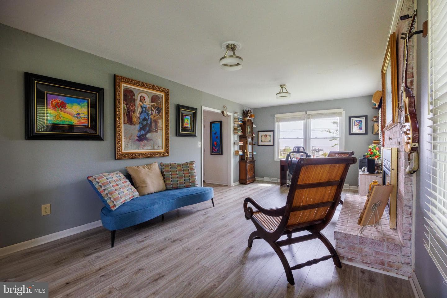 1519 Irving Avenue photo 24