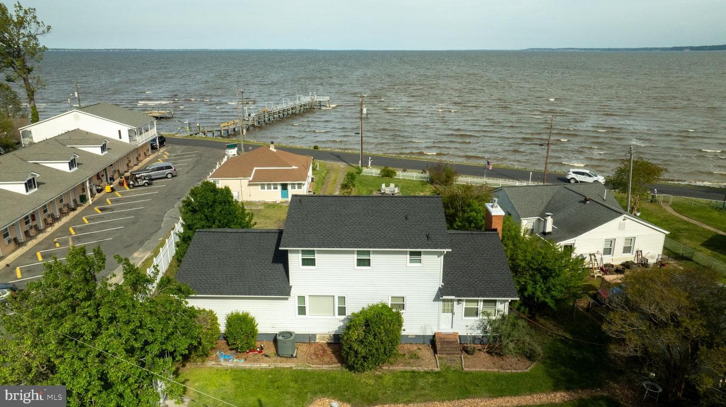 1519 Irving Avenue photo 73