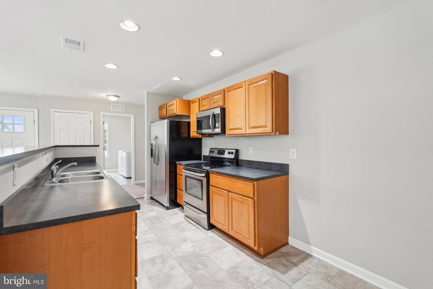 1205 Euclid Avenue photo 19
