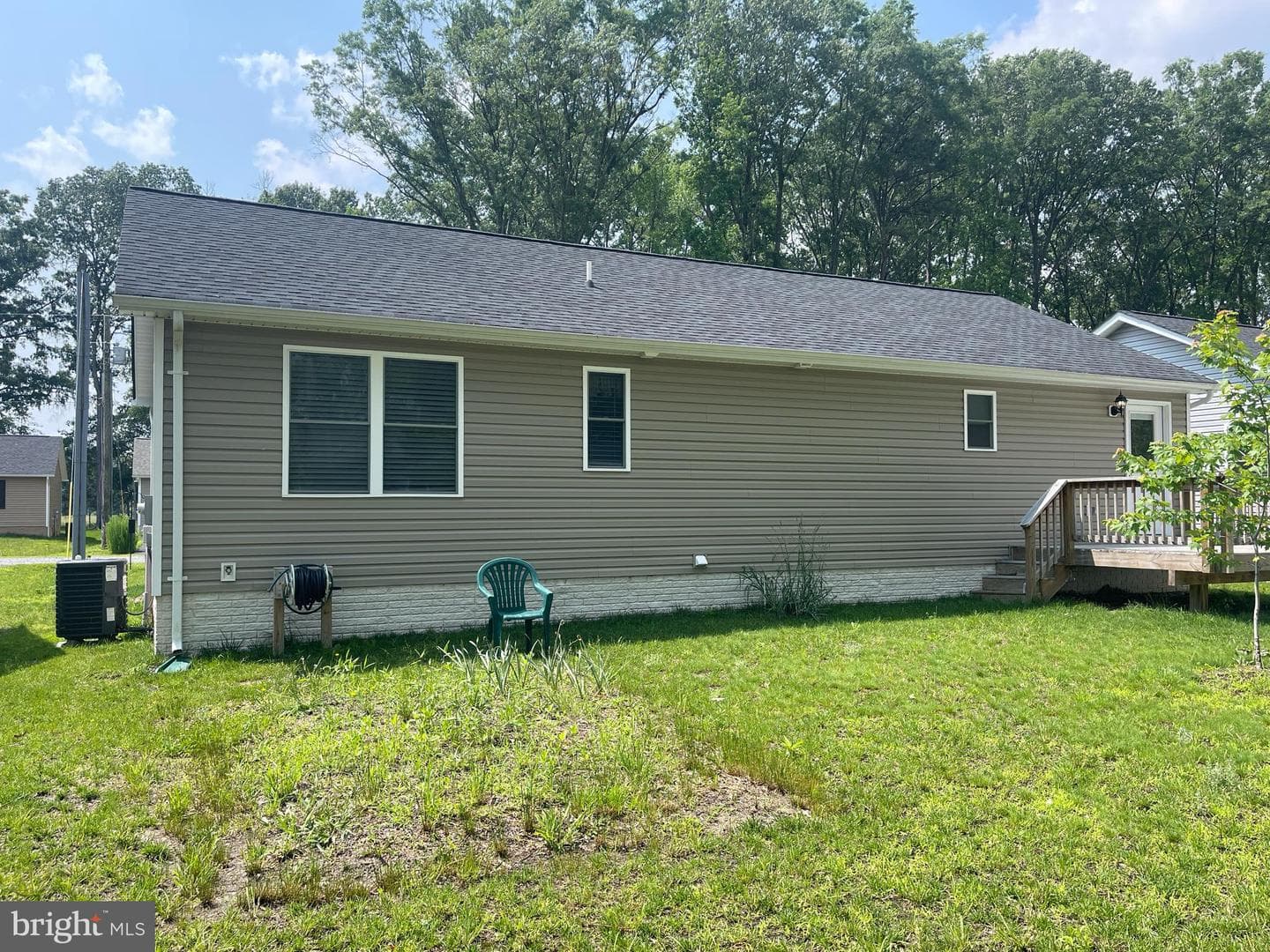 94 Oak Lane photo 18