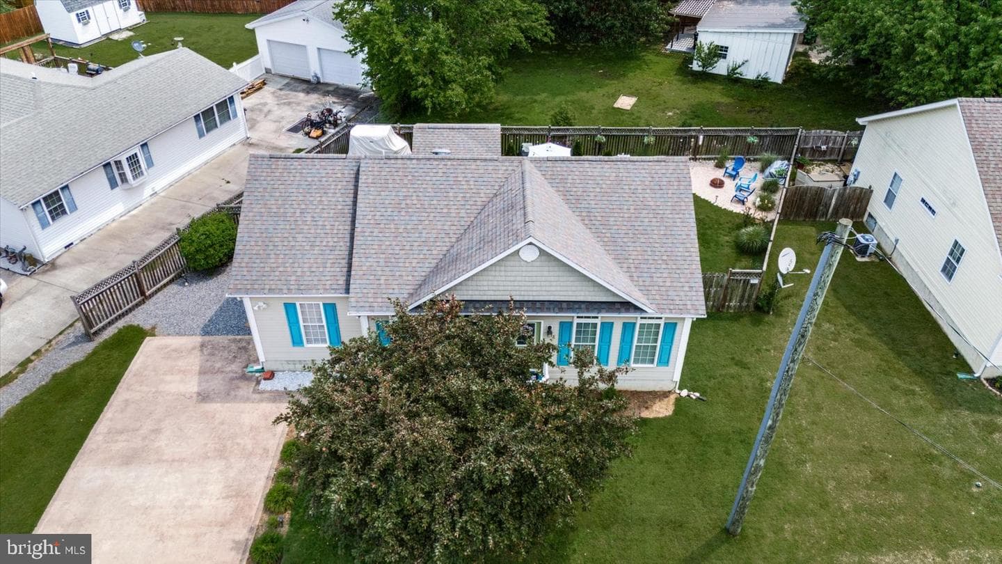 24 Bancroft Ave. photo 38