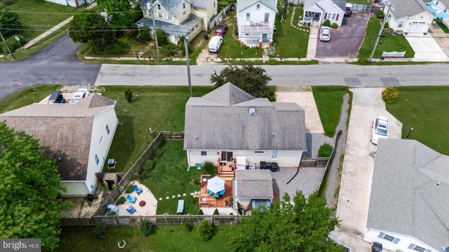 24 Bancroft Ave. photo 40