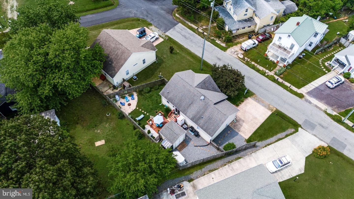 24 Bancroft Ave. photo 42