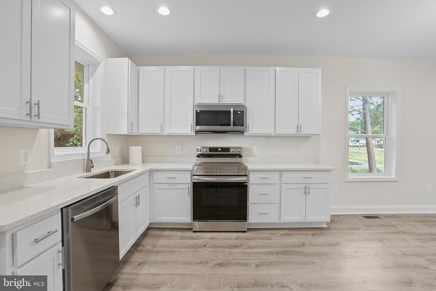 1448 Holly Vista photo 14