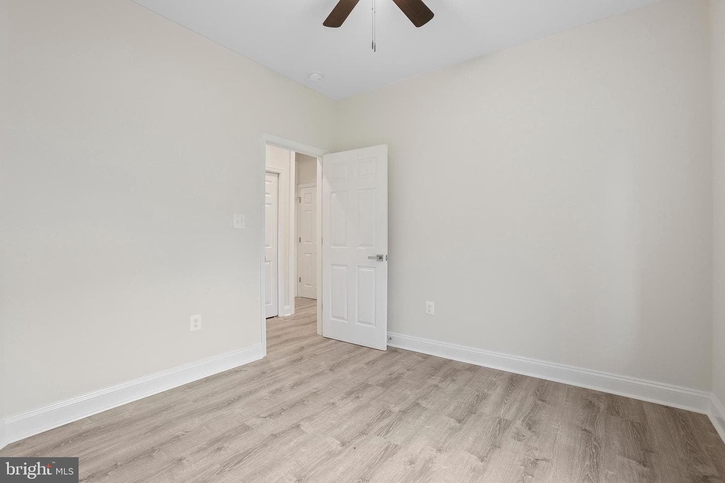 1448 Holly Vista photo 25