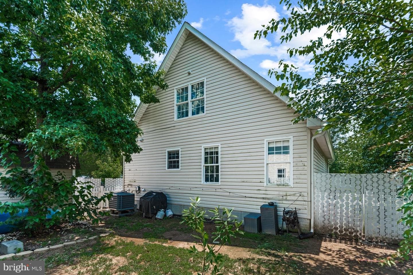 301 3rd Street photo 28