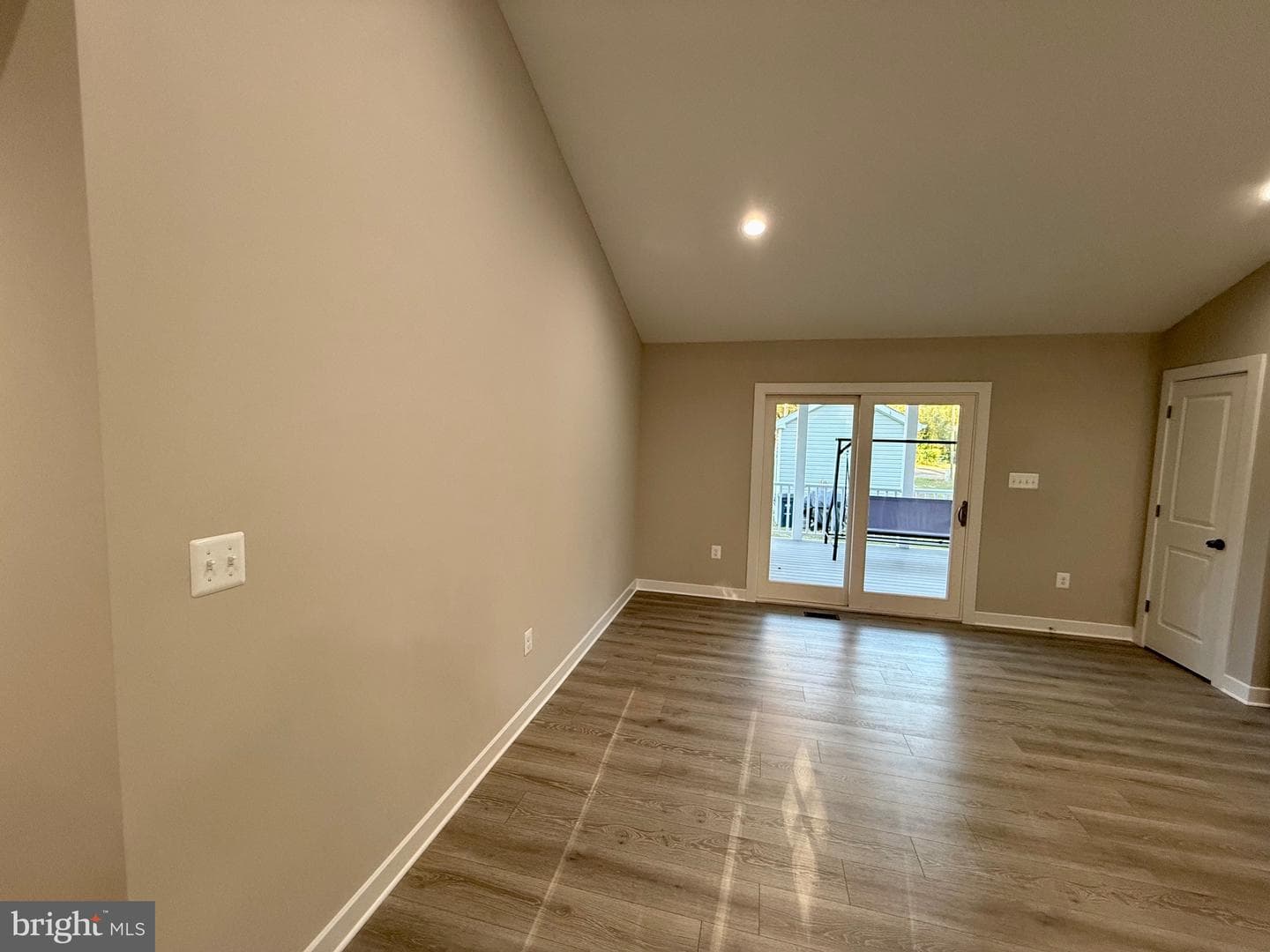 982 Mattox Avenue photo 12