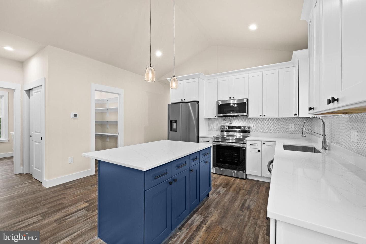312 9th Street photo 60