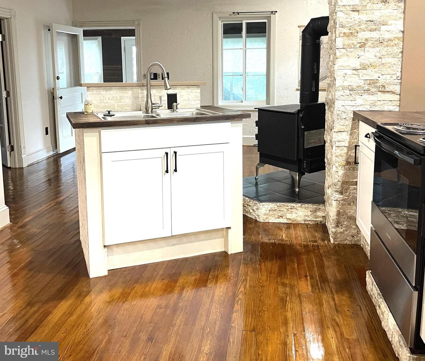 612 Washington Avenue photo 16