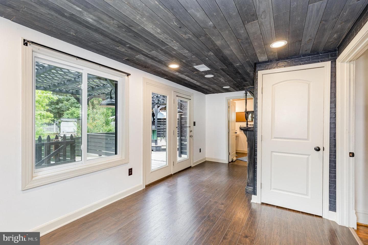 612 Washington Avenue photo 31