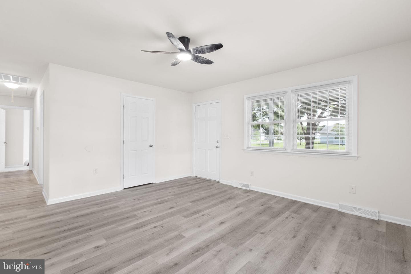 333 Santa Maria Avenue photo 9