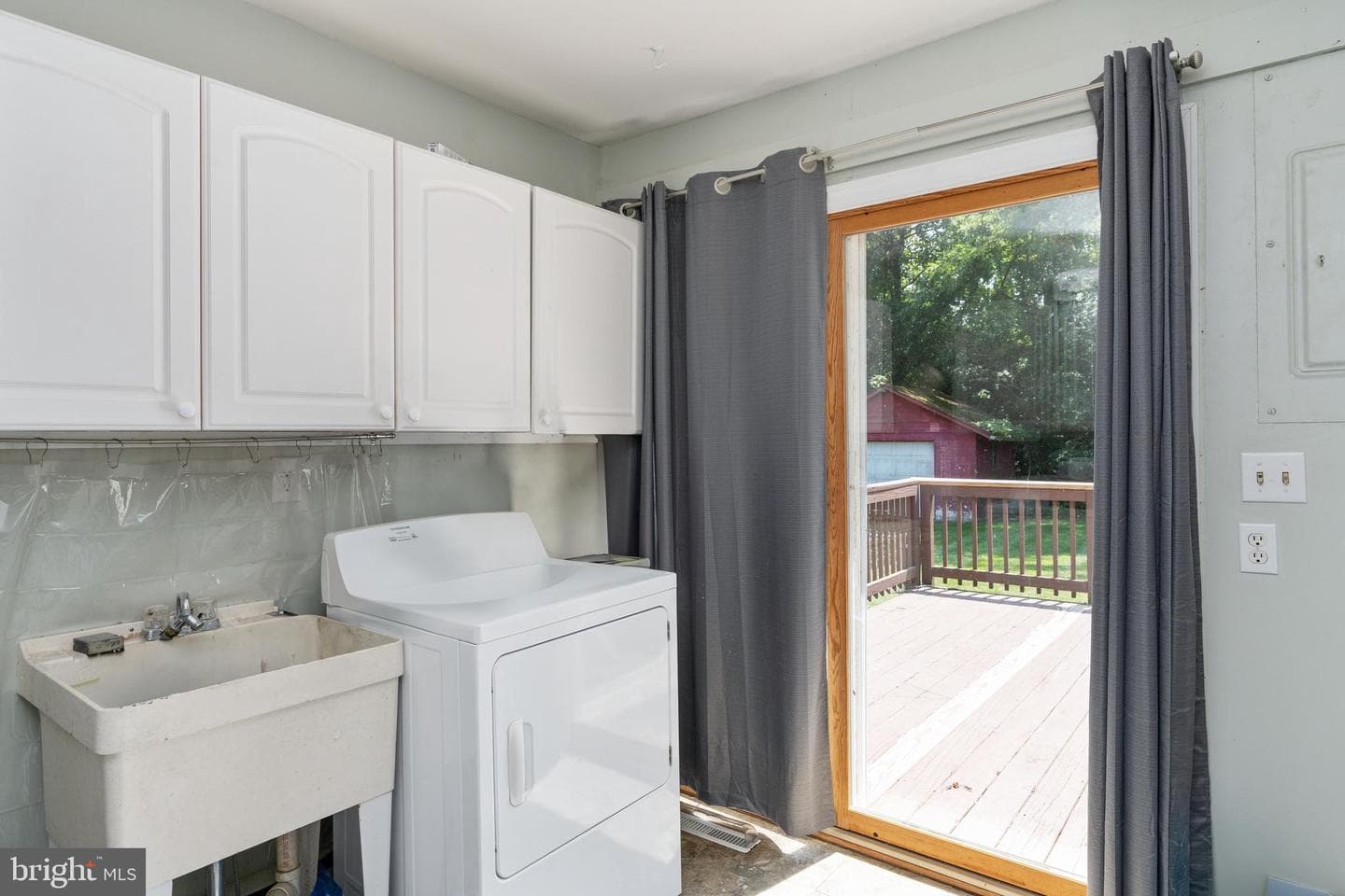100 Latane Drive photo 16
