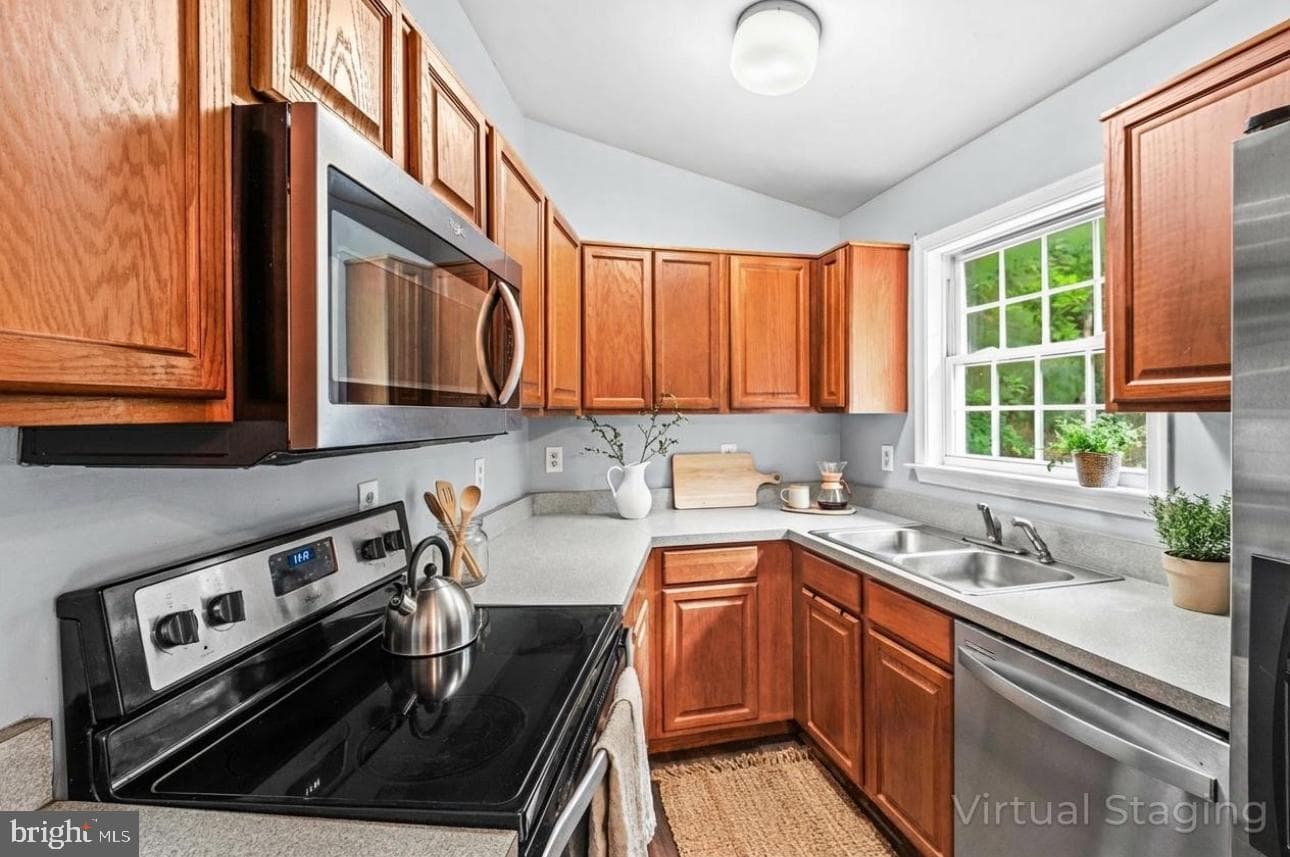 349 Timberland Drive photo 5