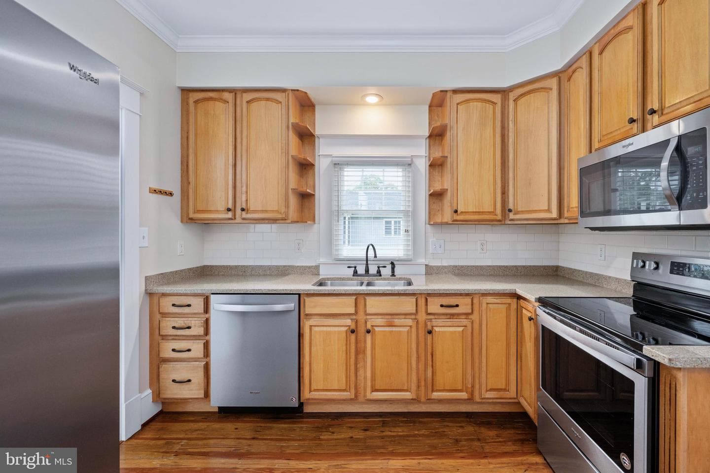 1001 Bancroft Avenue photo 35