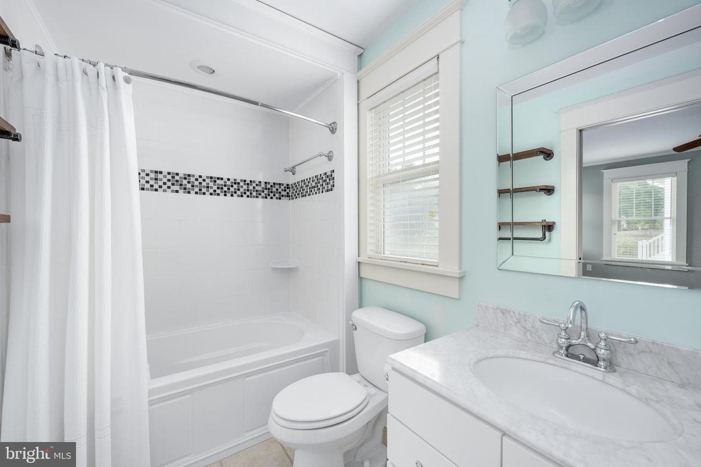1001 Bancroft Avenue photo 45