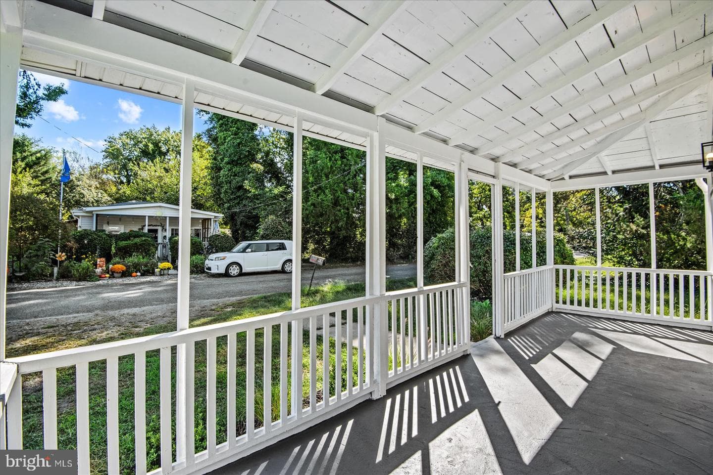 608 Kintz Street photo 4